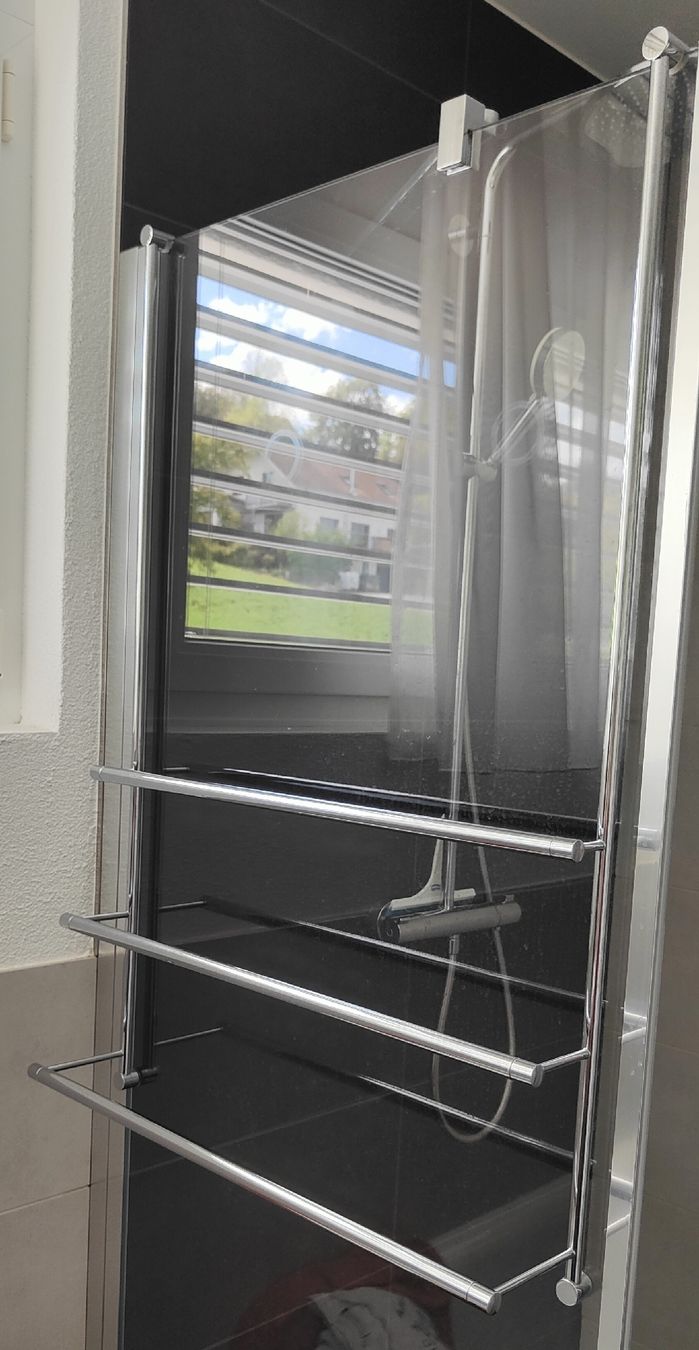 Portes-serviettes: Badetuchstange – Neuf (Voir description) à Dürrenäsch par m_saegi