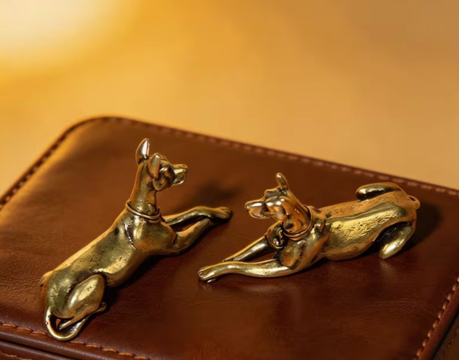 Statuette: Hund Dobermann Miniaturfigur aus massivem Messing – Nuovo e nell'imballaggio originale da Langenthal venduto da Seelenfreunde 2