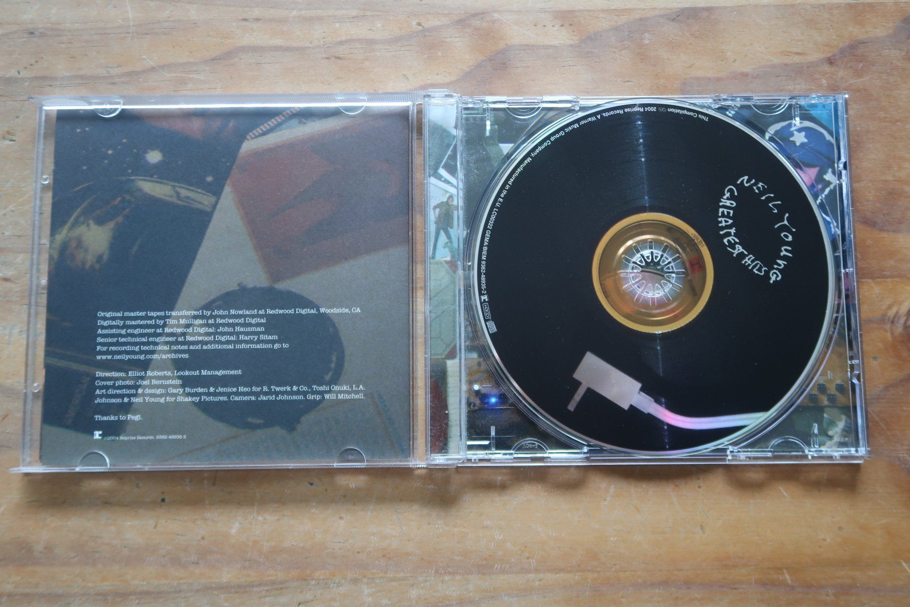 CD: NEIL YOUNG - GREATEST HITS - CD – Usato da Basel venduto da Patiscat 3