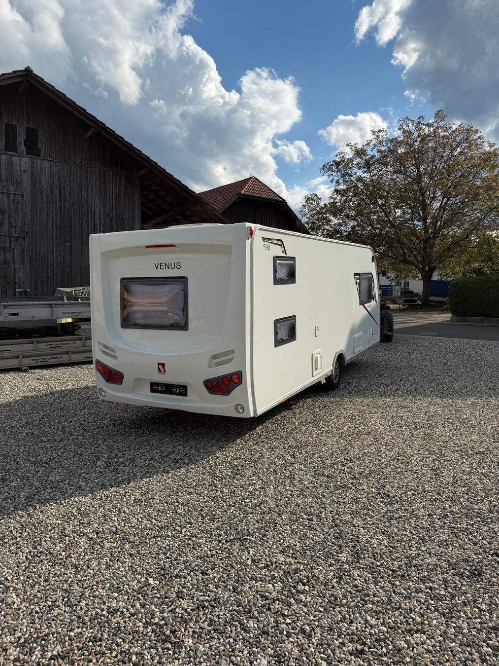Veicoli da campeggio: Wohnwagen Anhänger – Usato da Wolfwil venduto da Knxl 2