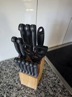 Messerblock Set 15-teilig mit Holzblock