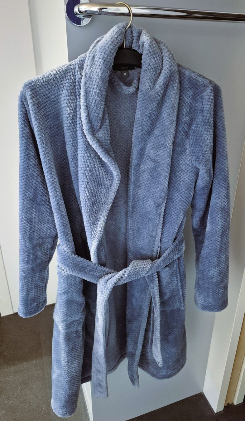 Accappatoi: Bademantel XS blau – Usato da St. Gallen venduto da Amelie_73