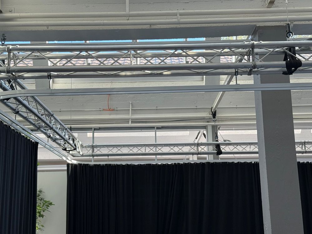 Aluminiumtraversen (Truss) (Gebraucht) in Uster für CHF 12 – nur ...