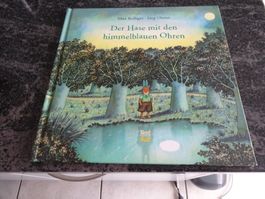 Bilderbuch Der Hase mit himmelblauen Ohren Max Bolliger Neuw