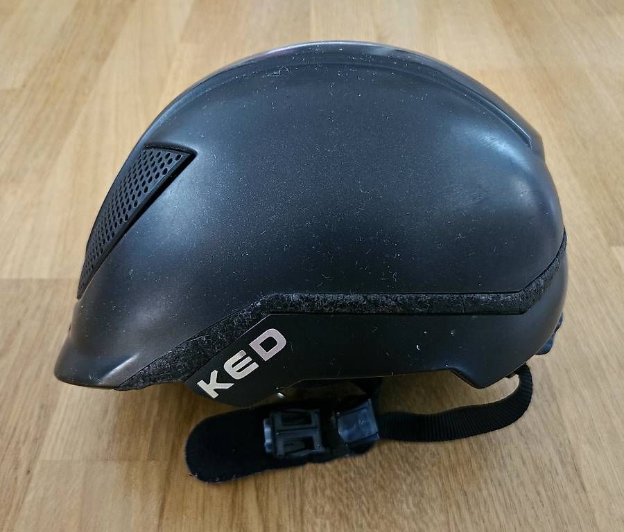 Caschi: KED Kinder Reithelm S 50-53 – Usato da Konolfingen venduto da yve_z5xr
