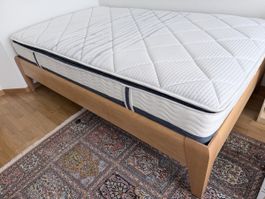 Röwa Vollholz Bett 120x200 verstellbarer Lattenrost 