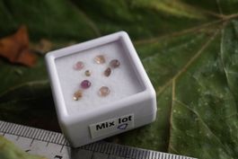 Edelsteine im Böxli  ab 1.-  lot0   Räumung