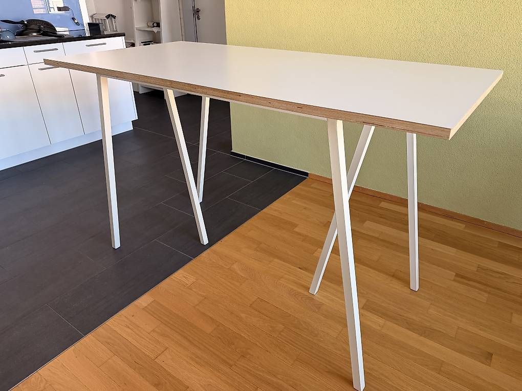 Tische: HAY Loop Stand High Hochtisch – Gebraucht aus Zürich von tvricvm