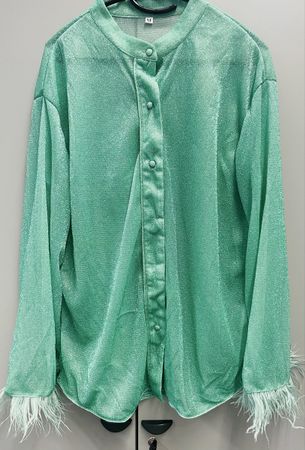 Mintfarbige Glitzerbluse mit Federn, Gr. M - Hingucker!