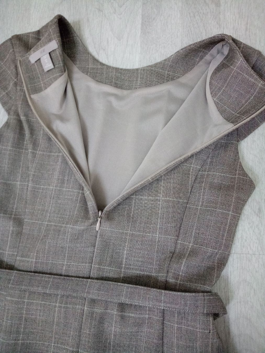 Robes: Kleid H&M kariert braun Grösse 36  – Neuf (Voir description) à Volketswil par Car1 3