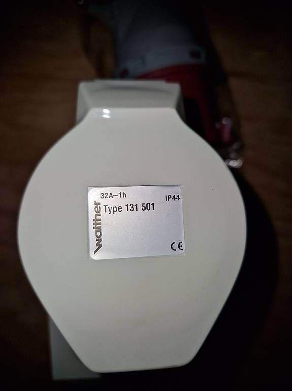 Spine: Steckdose und Stecker CEE32 A – Nuovo (secondo la descrizione) da Bülach venduto da Myflomi 2
