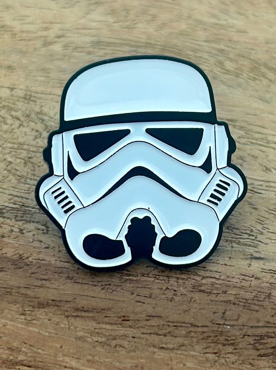 Placchette & Badge: Pin Storm Trooper / Star Wars – Nuovo e nell'imballaggio originale da Geneve venduto da vane267