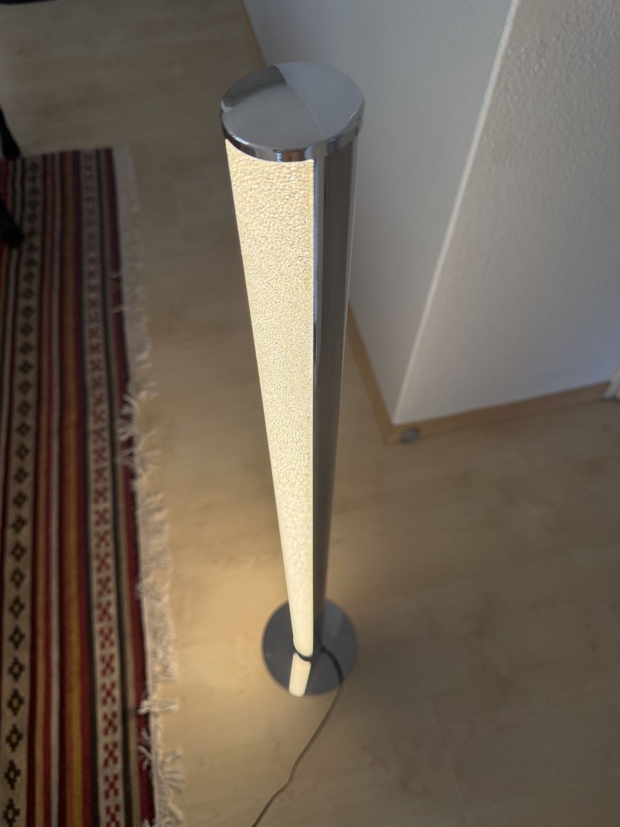 Lampade: Schöne Stehleuchte für Wohnraum – Usato da Zürich venduto da guel_1907 3