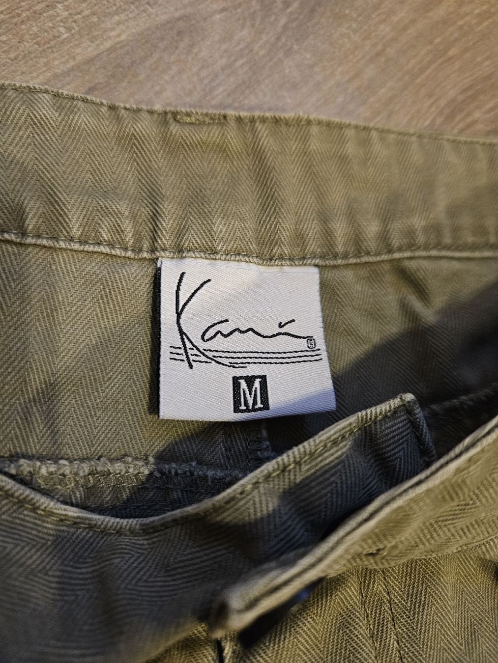 Pantaloni: Pantalon cargo KARL KANI – Usato da Arveyes venduto da sape.online 2