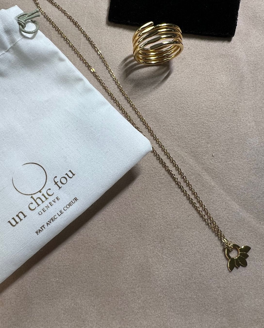 Altri gioielli: UN CHIC FOU-parure argent-doré – Usato da Corsier GE venduto da ver_ywn5 3