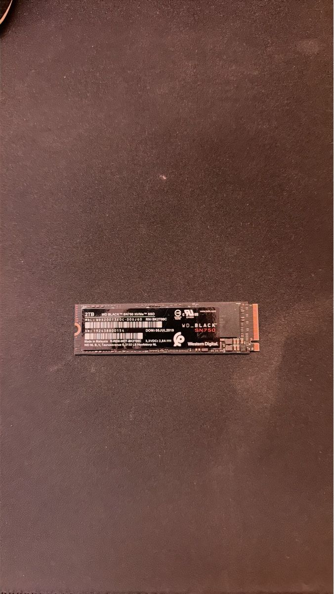 Dischi rigidi: 2TB WD Black SN750 NVMe SSD – Nuovo (secondo la descrizione) da Solothurn venduto da powerflower11