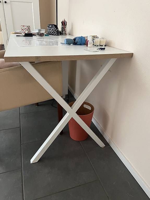 Schreibtische: Schreibtisch  – Gebraucht aus Rüschlikon von CourtneyM 1