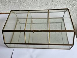 Boîte à bijoux ancienne en verre et laiton, 3 compartiments