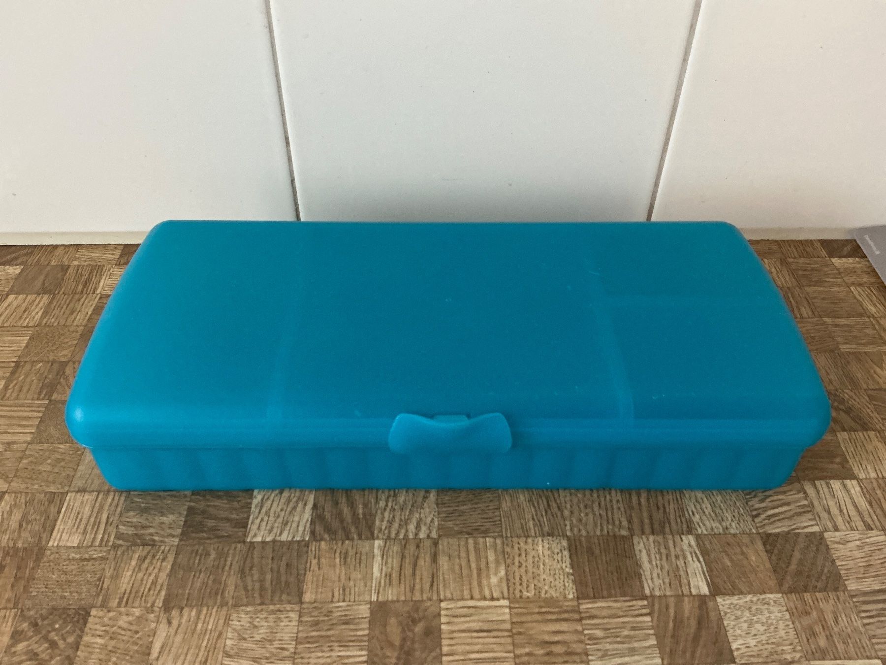 Tupperware Behälter & Ähnliches: Tupperware Behälter – Gebraucht aus Birmensdorf ZH von Hilhan 1