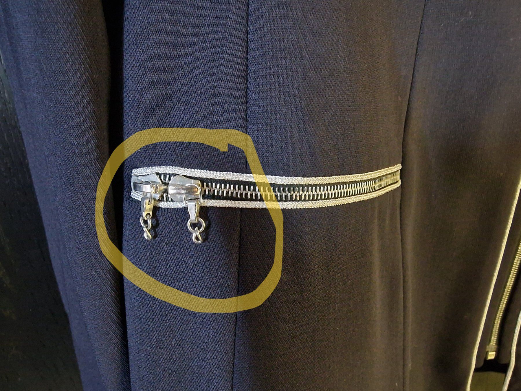 Costumi: Rock-Blazer-Kostüm von Escada – Usato da Sargans venduto da pjo01 4