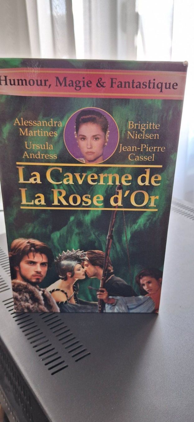 Tutti i VHS: Coffrets Séries en K7 VHS – Usato da Bellelay venduto da Katia5