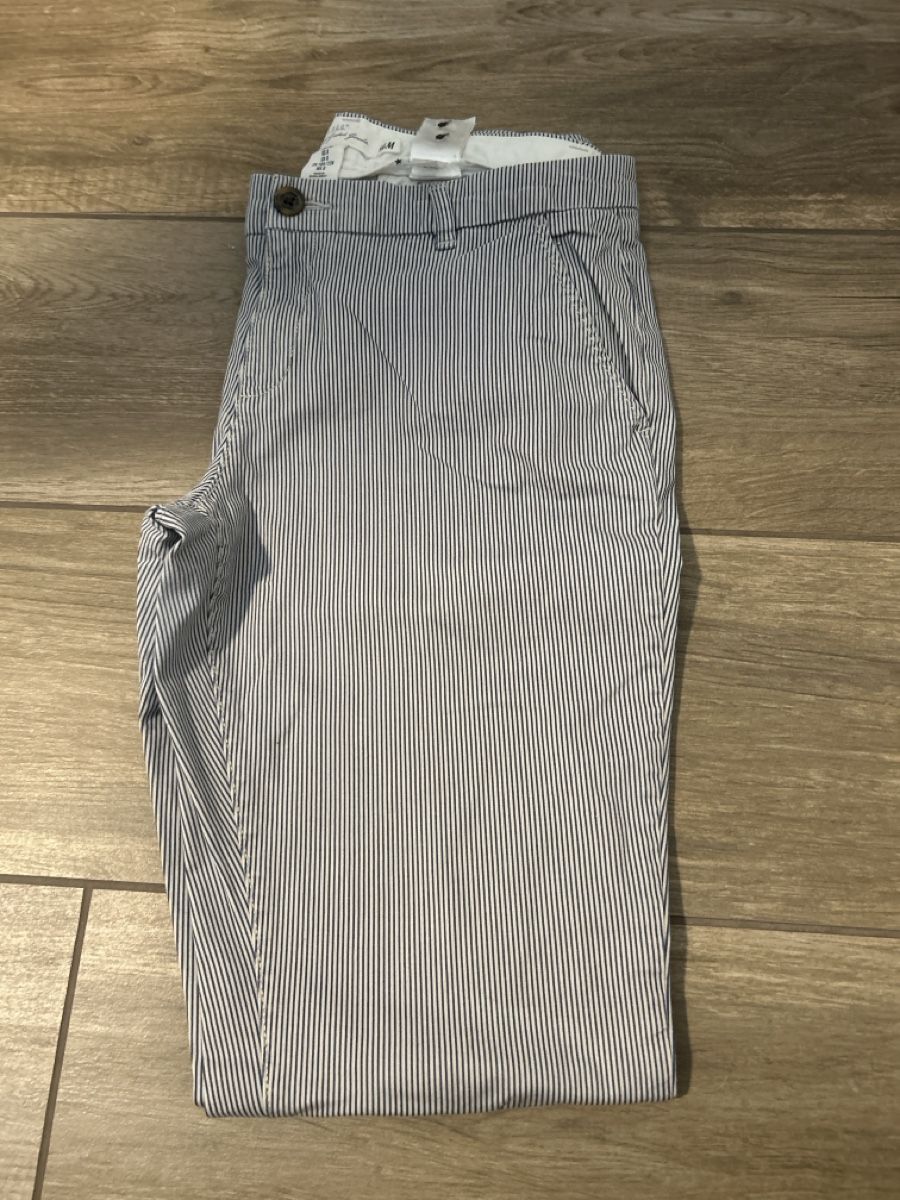 H&M Pantaloni: Pantaloni classici a righe – Usato da Locarno venduto da sca_8bh7