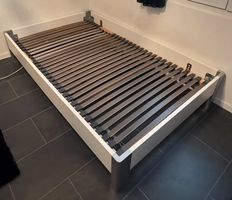 Bettgestell mit Lattenrost 120x200cm