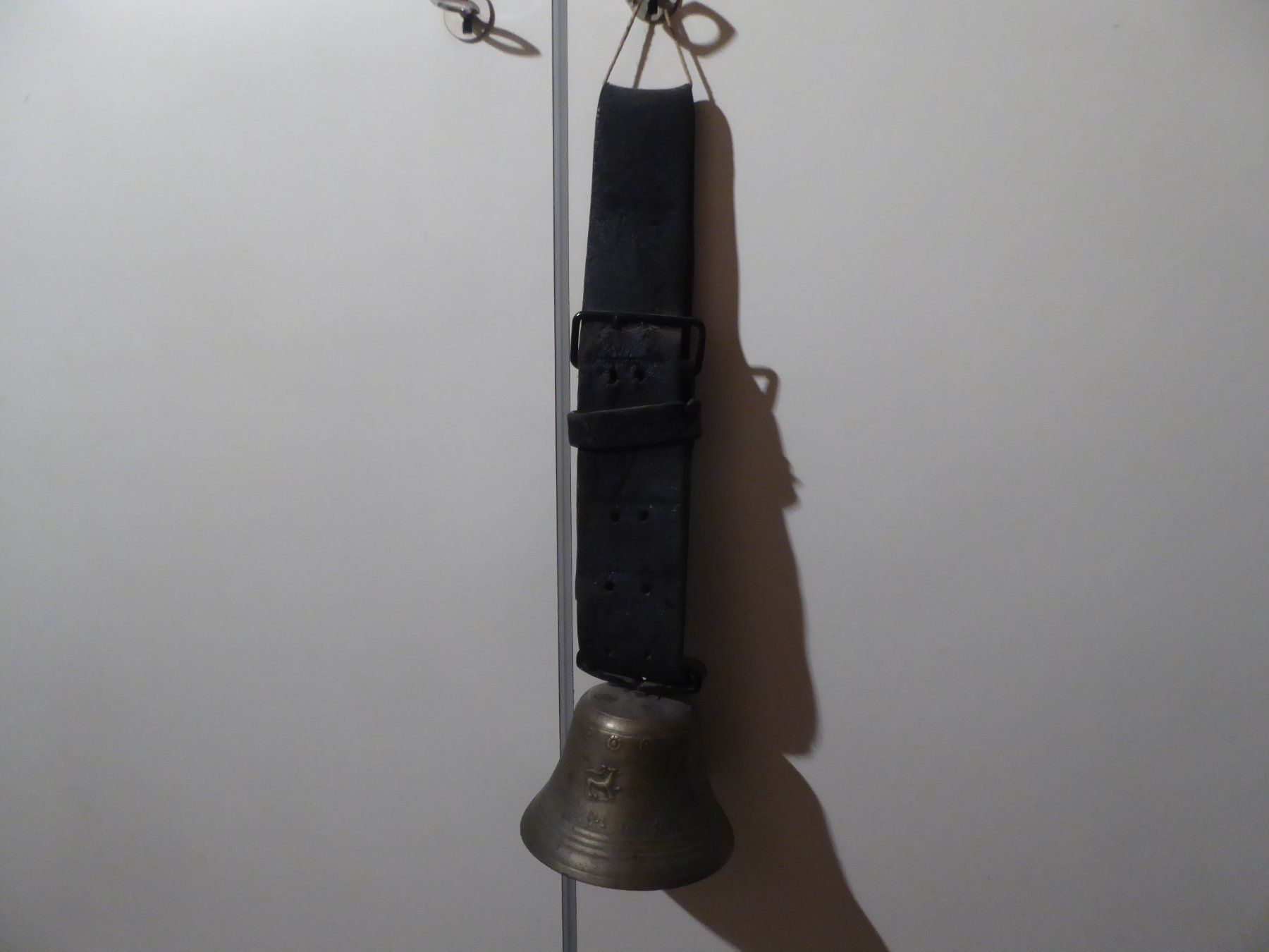 Glocken & Treicheln: 3 sehr alte Berner Kuhglocken, Bronce – Gebraucht aus Reinach BL von forelle1937egb 5