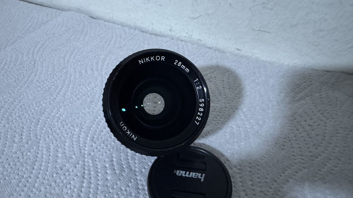Nikon Objektive: Nikon NIKKOR Objektiv 28mm 1:2 – Gebraucht aus Zürich von beli_30