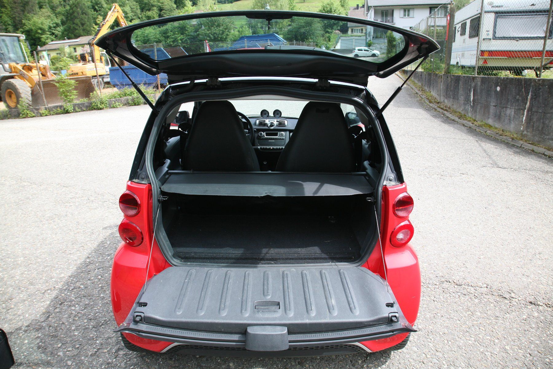 Smart Automobili: Smart Fortwo electric drive - wenig km – Usato da Magden venduto da CERS 5