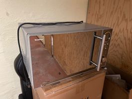 Microwelle mit Heissluft