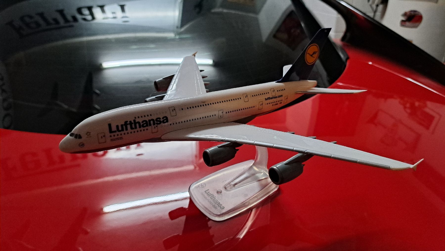 Airbus Modellbausätze & Standmodelle: Lufthansa Airbus A380 1/200  – Gebraucht aus Ramsen von abtaudi