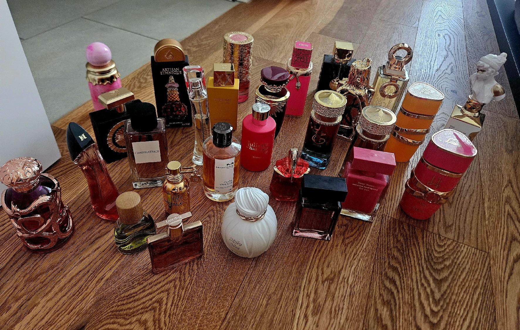 Profumi & Eau de Toilette: Parfumsammlung – Usato da Dietwil venduto da Libby89