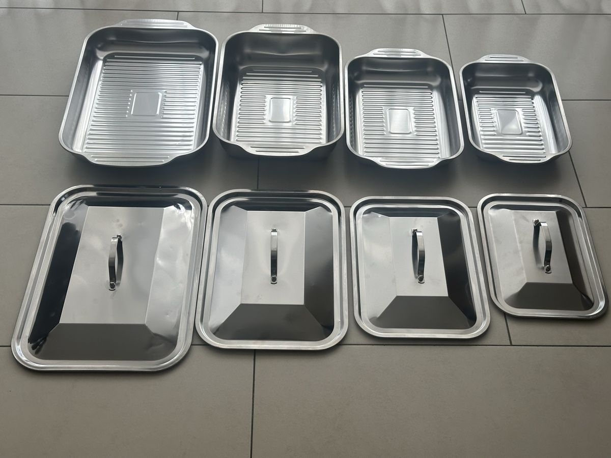 Teglie da forno: Backblech mit Deckel Set 4 Stück – Nuovo (secondo la descrizione) da Schöftland venduto da lazer04 4
