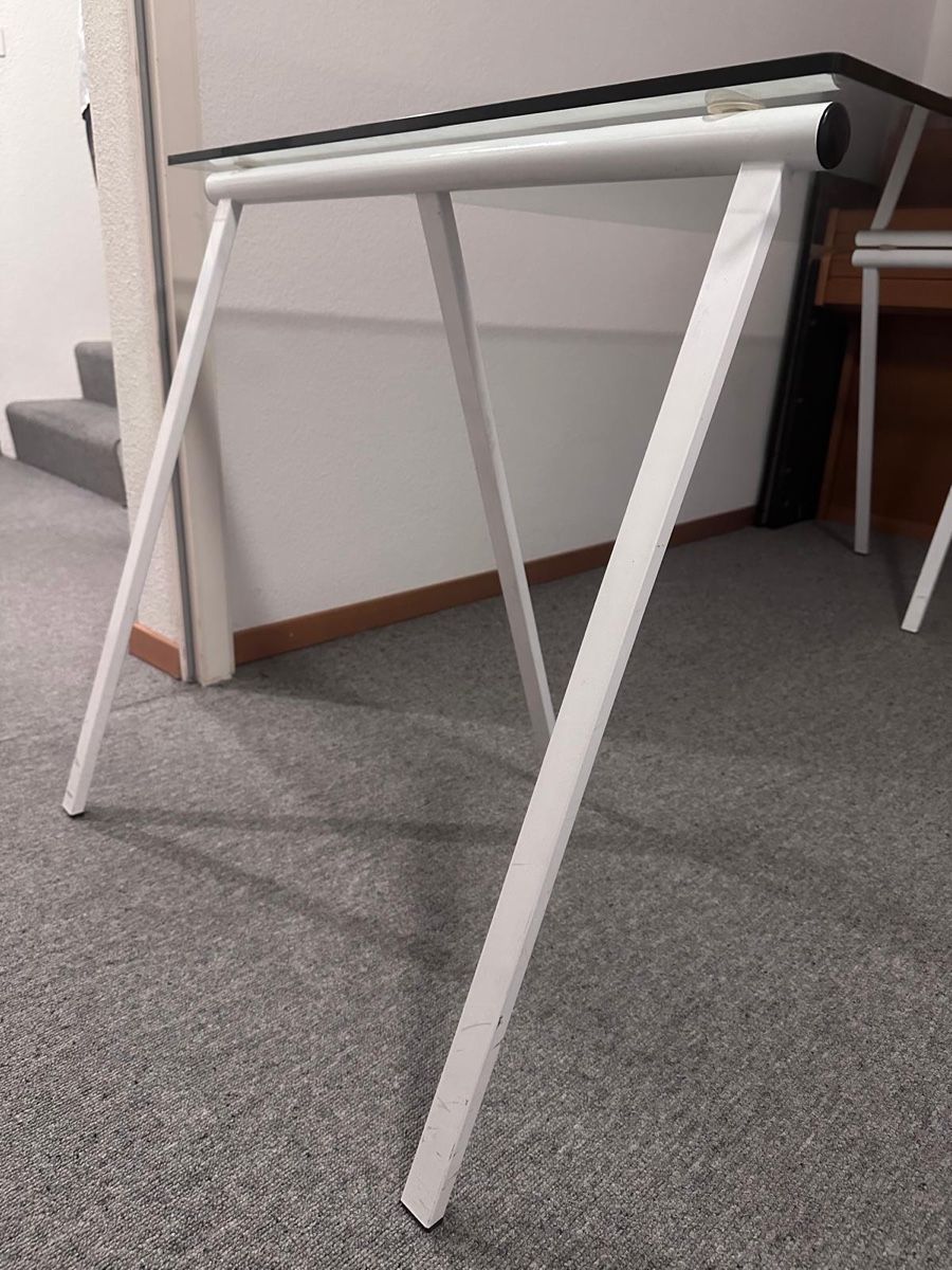 Tische: Design Glastisch weiss Metallgestell – Gebraucht aus Neftenbach von Msanmarco 1