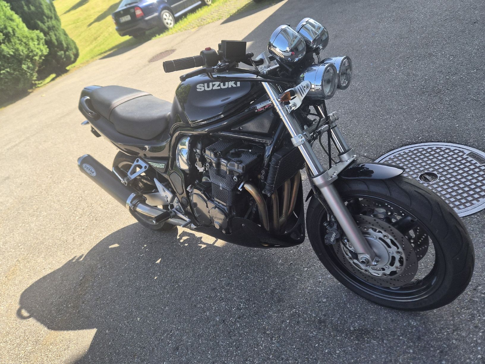 Suzuki Strada: Suzuki GSF1200SA – Difettoso da Kirchberg SG venduto da Veedub53