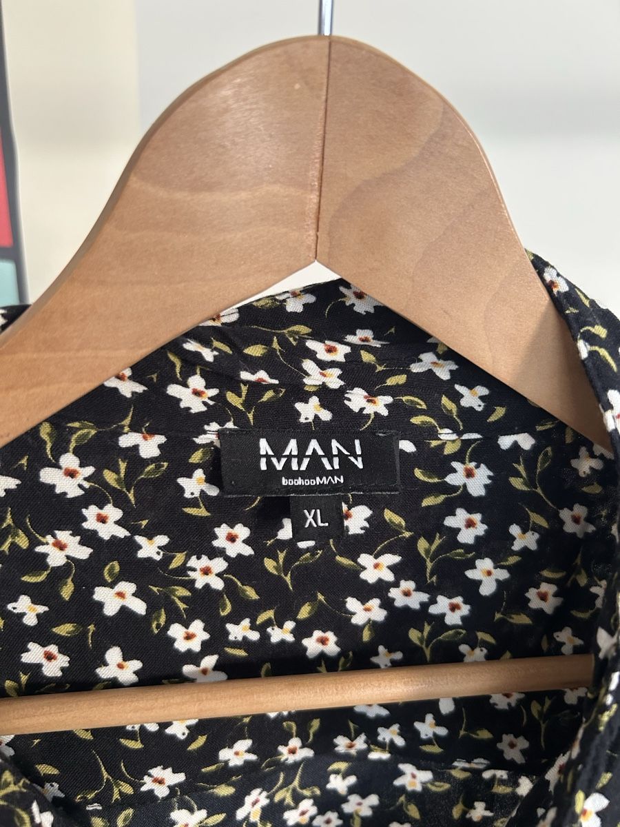 Chemises: Men’s shirt XL – D'occasion à Zürich par fan_z5fl 2