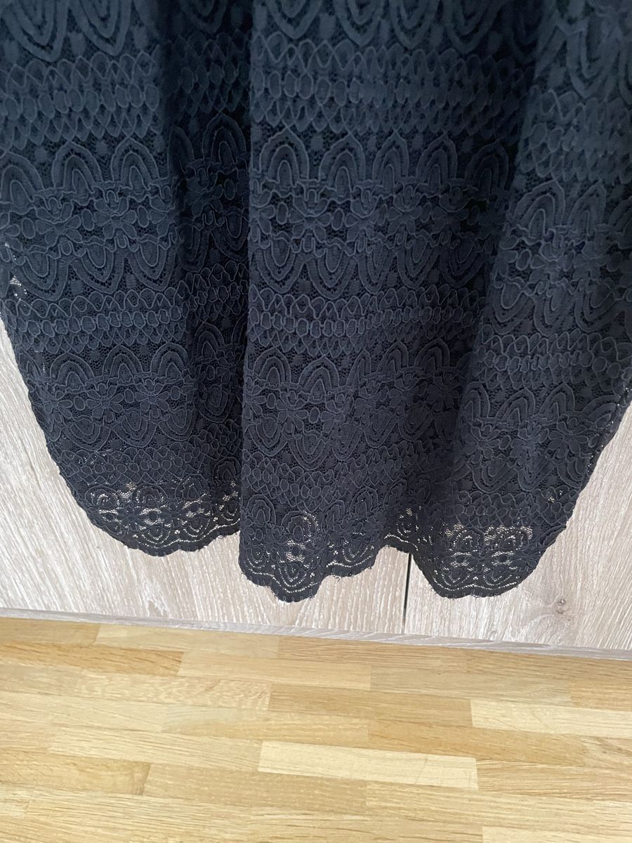 Vero Moda Kleider: Schwarzes Spitzenkleid von Vero Moda, Grösse M – Gebraucht aus Oberwil BL von Petermib 4