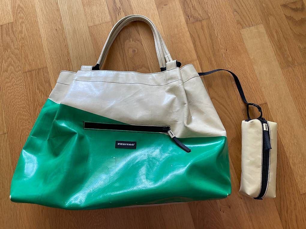 Freitag Tasche Peggy (Gebraucht) in Horw für CHF 180 – nur
