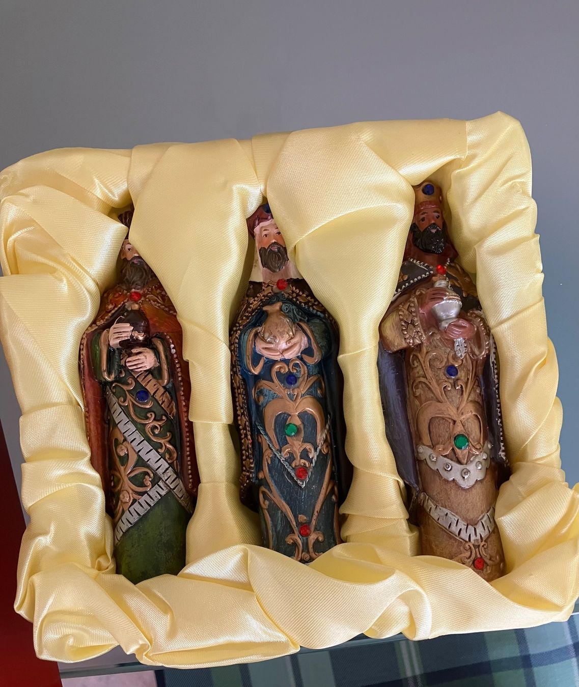 Statuette: Krippenfiguren- 3 Könige – Usato da Solothurn venduto da Carry-11 1