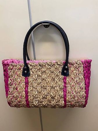 Borsa in rafia rigida