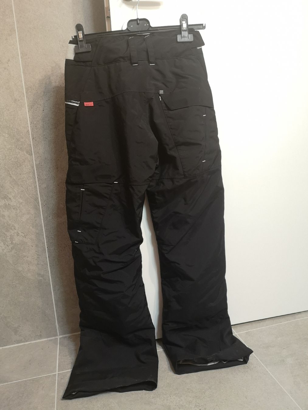 Skis: Skihose XS, Wedze – D'occasion à Lostallo par cha_lx5j 1