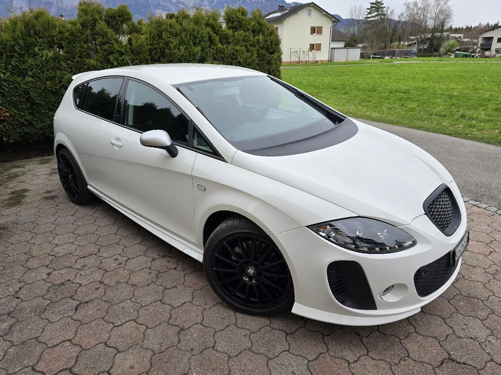 Seat Leon FR mit MFK, sehr viele Neuteile, schöner Zustand