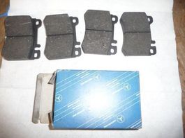 Mercedes Benz  Bremsklotzsatz   001 420 85 20