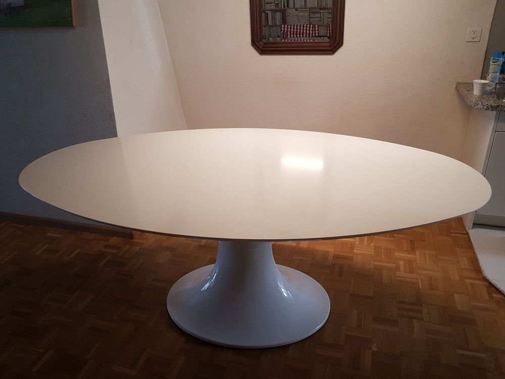 Table ovale blanche design - Design weiss oval Tafel | Acheter sur Ricardo