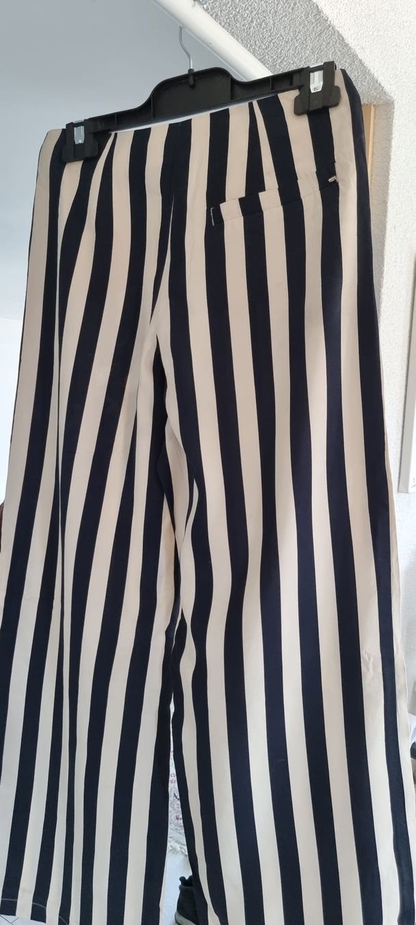 Sportmax Pantaloni: Pantalon rayé Sportmax 36 – Usato da Yverdon-les-bains venduto da sma_c6wn 2
