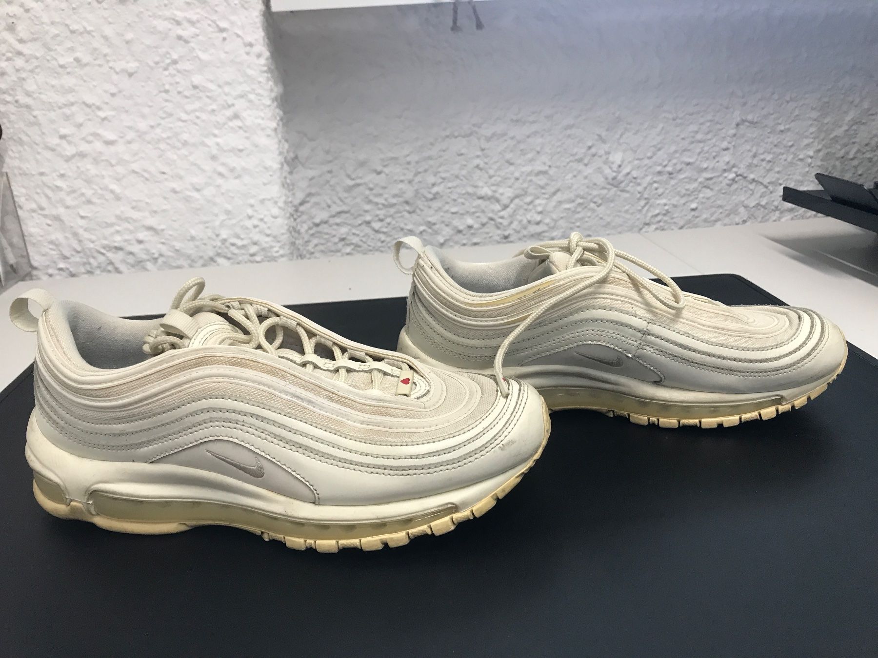 Nike Scarpe da donna: Nike Air Max 97 Valentine Edition Gr 40,5 – Usato da St. Margrethen SG venduto da kellenbh 1