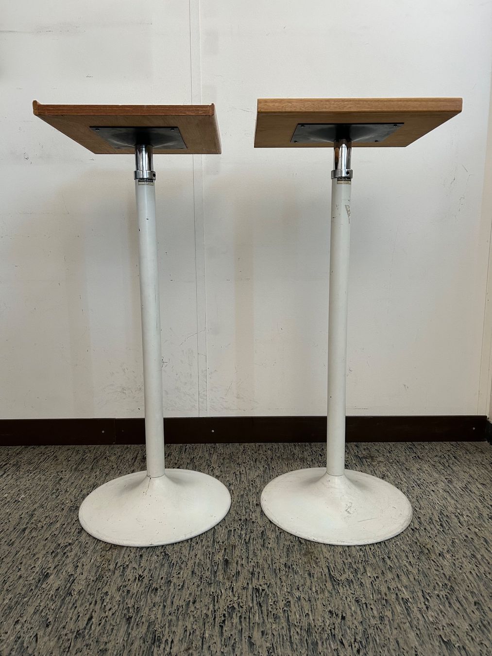 Supporti a parete: Lautsprecherständer 90-115 cm - Vintage Speaker Stands – Usato da Zürich venduto da LuZ_8005