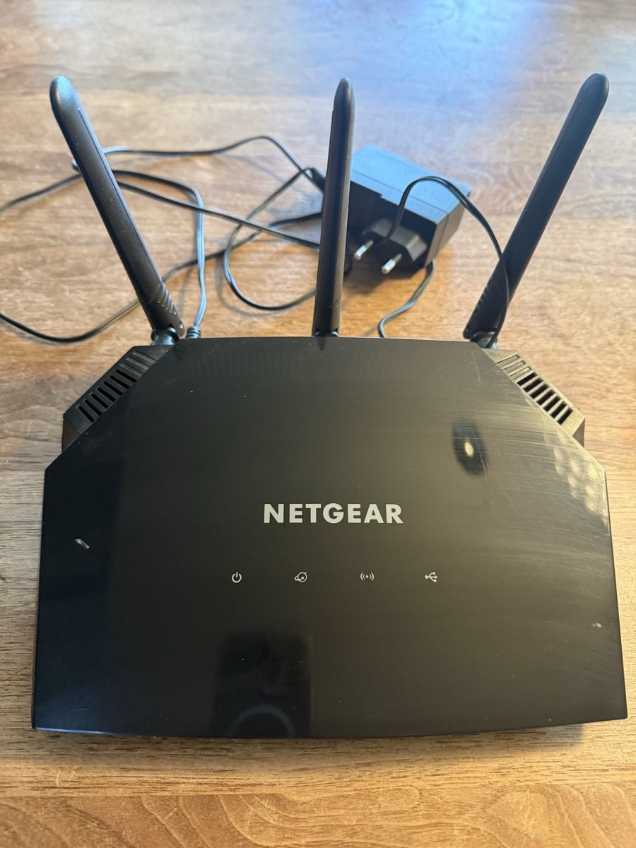 Netgear Modems & Router: NETGEAR AC2000 WiFi Access Point/Router WAC124 – Gebraucht aus Buchs ZH von Gert_wachter