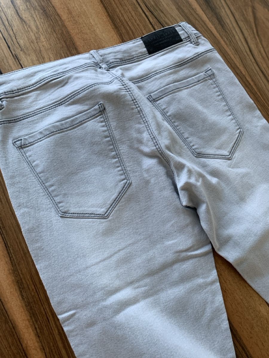 Esprit Hosen: Helle Esprit Jeans, Gr. 176 – Gebraucht aus St.Gallen von Ha-Ha 2